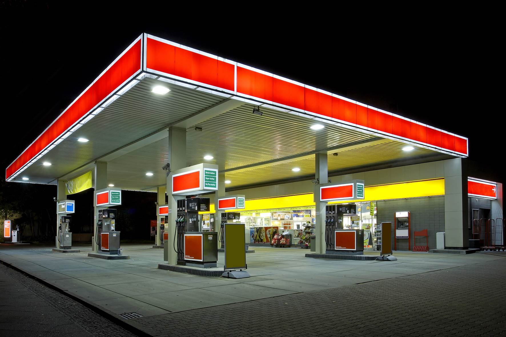 CONTRATO ENTRE POSTOS E COMPANHIAS DISTRIBUIDORAS